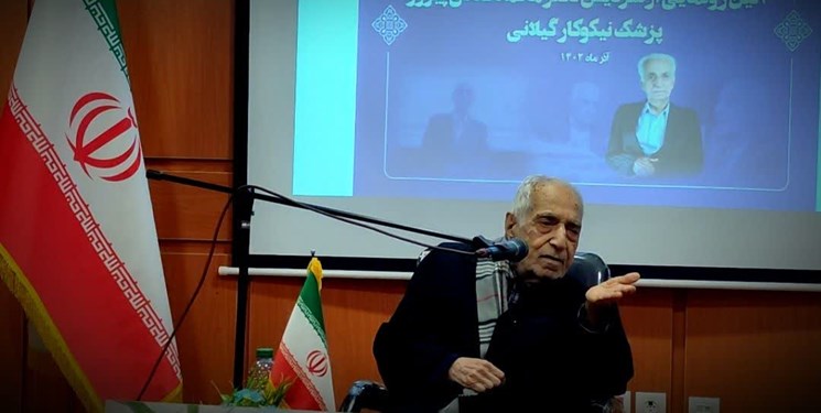 خیر بزرگ نظام سلامت: بزرگ‌ترین افتخارم خدمت به مردم است
