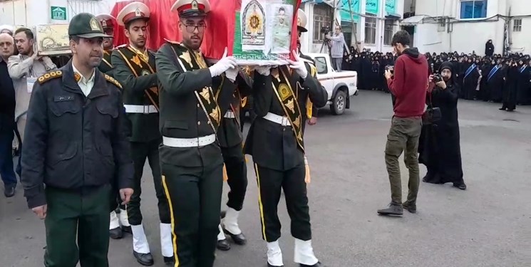 پیکر شهید مدافع امنیت و 6 شهید گمنام در رشت تشییع شد