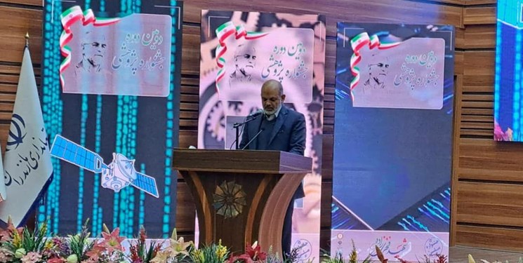 وحیدی: شهید فخری‌زاده مصداق الگوی علمی و  عملی در حوزه پیشرفت دفاعی کشور بودند