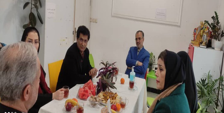 فروش تولیدات سندروم داونی‌ها در بازارچه‌های شهرداری رشت