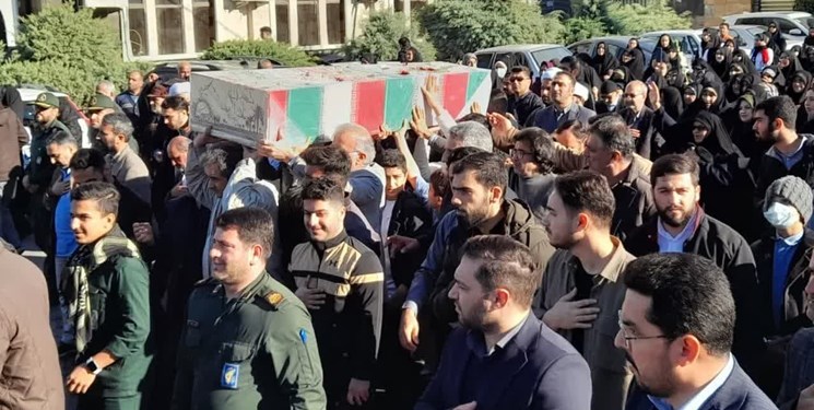 تشییع پیکر مطهر یک شهید گمنام در محمودآباد