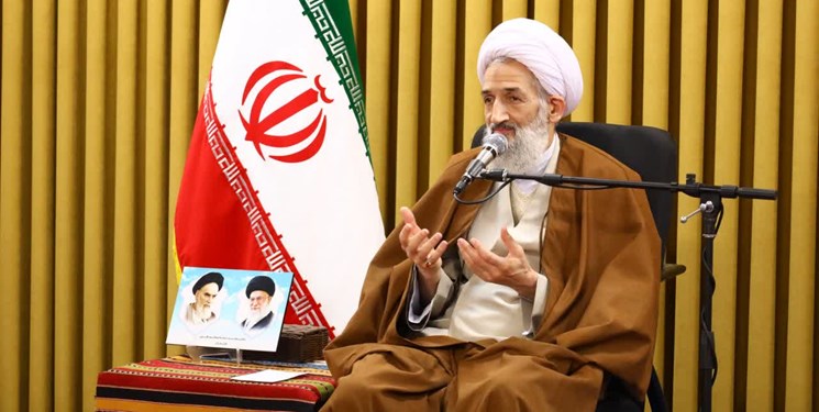 حضور در انتخابات تکلیف شهدایی است