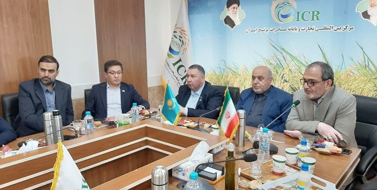 لزوم تقویت ارتباط دوسویه تجاری، اقتصادی و گردشگری با کشور قزاقستان