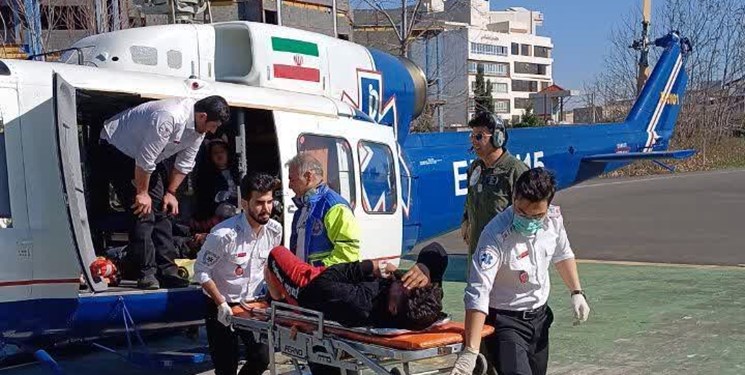نجات جان 4 تصادفی محور هراز در نخستین عملیات بالگرد هوایی اورژانس