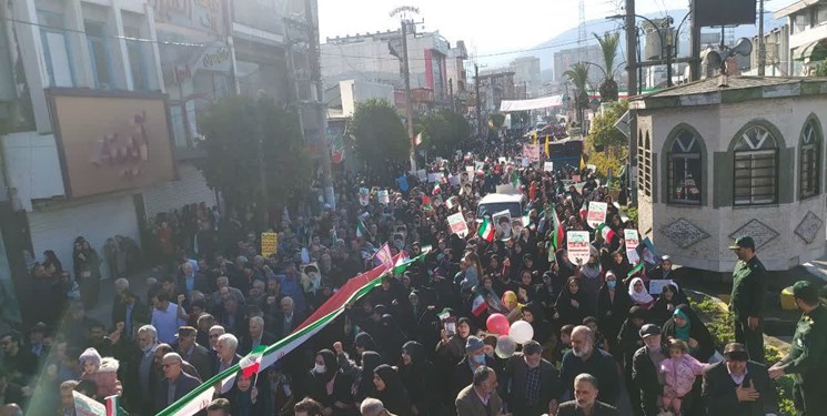 حضور با صلابت مردم چالوس در چهل و پنجمین سالگرد پیروزی انقلاب
