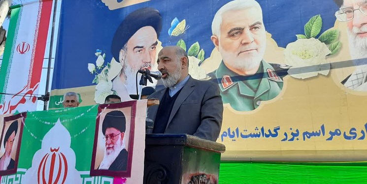 امروزه دنیا فهمید که منشأ همه بدبختی های بشریت آمریکا و اسرائیل است
