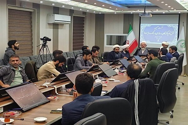 جنگ روایت ها مهمترین حرکت دشمن علیه نظام اسلامی است