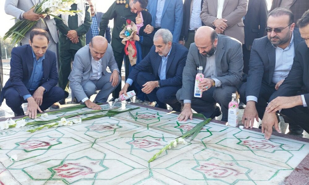 وزیر آموزش و پرورش به مقام شامخ شهدای استان گلستان ادای احترام کرد
