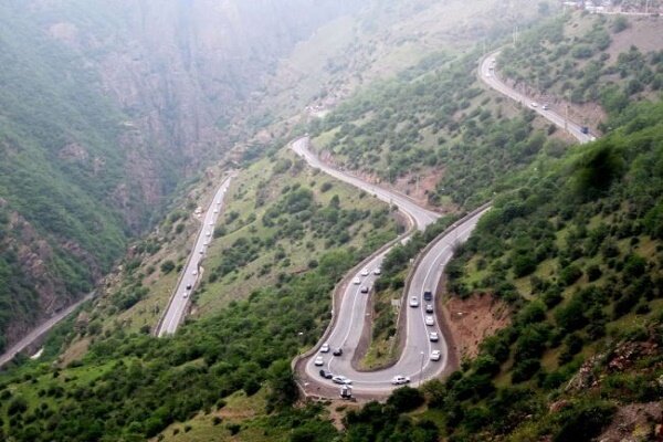 رفع 10 نقطه حادثه خیز در محورهای گیلان طی سال جاری