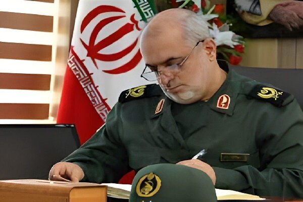 بسیج در بزنگاه های انقلاب غبار فتنه‌ها را پاک کرده است