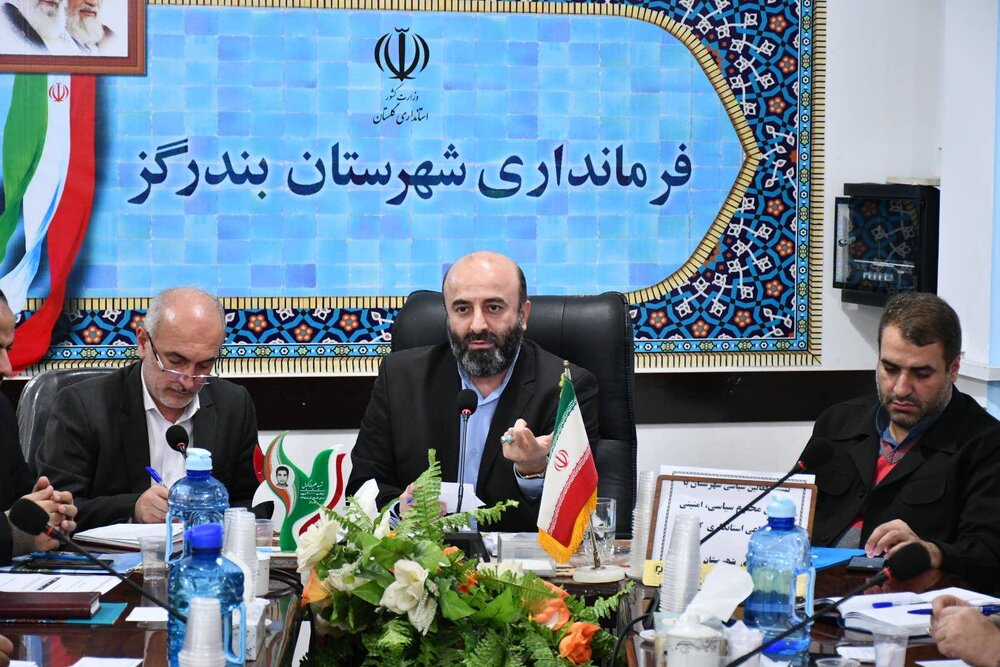 شعار دولت مردمی گفتاردرمانی نیست/ با دوقطبی کردن استان مخالفیم