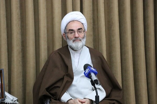 میرزا کوچک نمی خواست سرزمین ایران تکه تکه شود