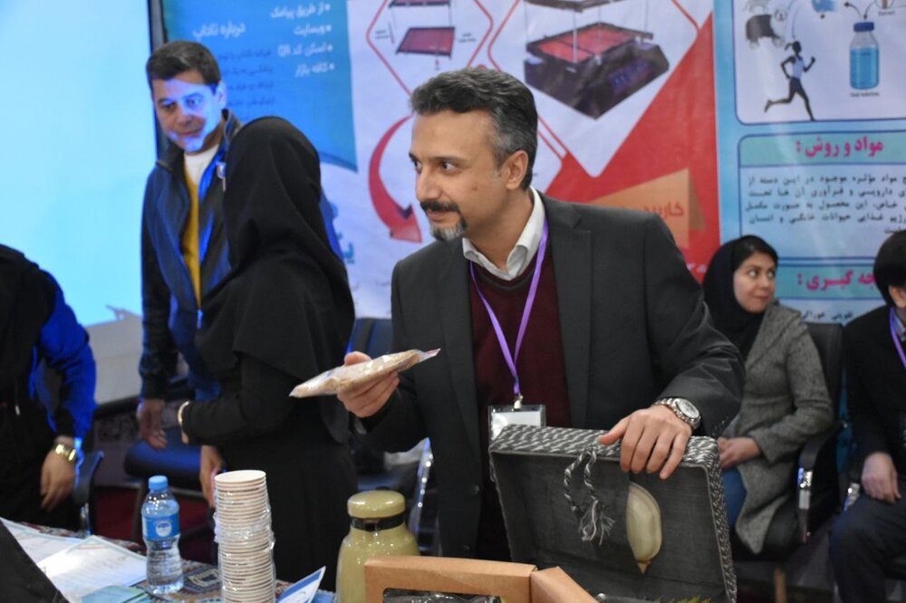 نمایشگاه پژوهش گلستان دوای درد دانش‌بنیان‌ها نشد