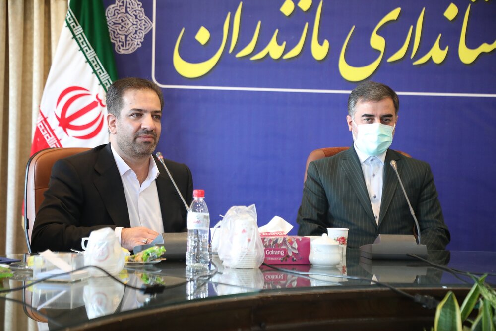 مدیران حل مشکلات دستگاه‌های اجرایی را به دانشگاه‌ها واگذار کنند