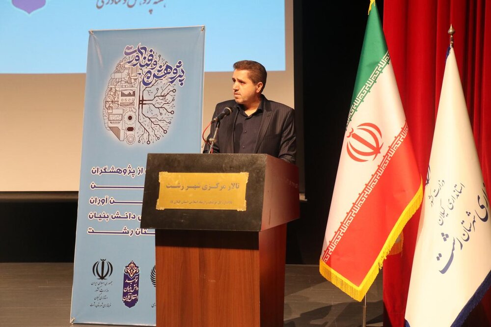 هدیه مسئولان گلستانی به دانشجومعلمان/ از بلیت رایگان سینما تا حل دغدغه نان