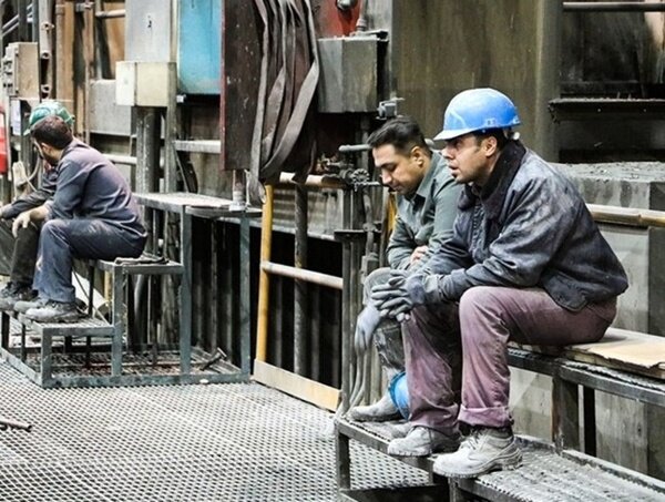 توانمندسازی شاغلان واحدهای تولیدی با مراکز جوار کارگاهی