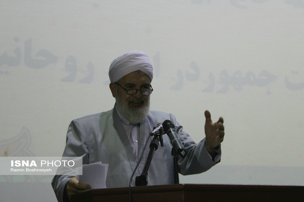 سردار شهید سلیمانی نماد وحدت و همدلی بود