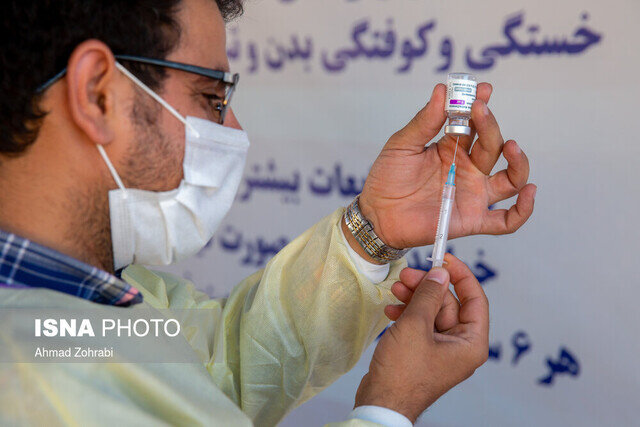 نیمی از جمعیت بالای 18 سال گیلان دز سوم واکسن کرونا را تزریق کردند