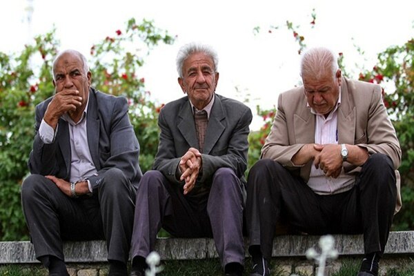 کاهش ضریب پشتیبانی بیمه در گیلان/ یک بازنشسته به ازای 3 بیمه شده