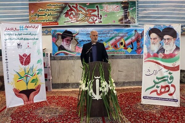 فردای نظام با دستان نسل چهارم و پنجمی‌های انقلاب رقم می‌خورد