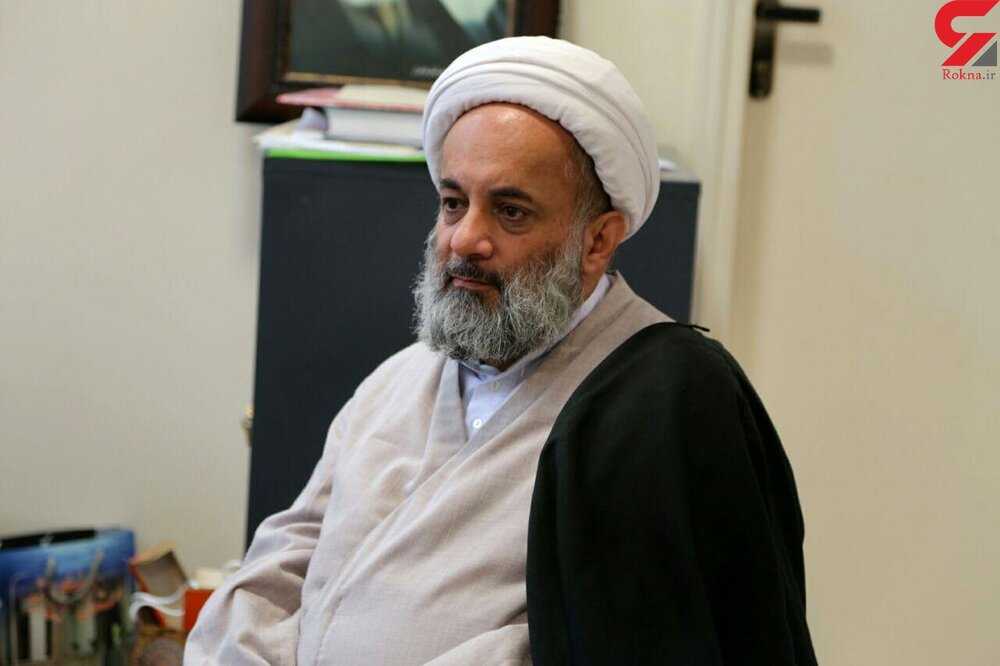 دشمن با بهره‌گیری از رسانه رویکرد کتمان و تحریف را علیه انقلاب اجرا می‌کند
