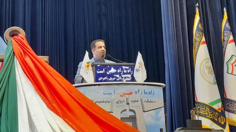 دشمن از جنگ سخت به فتح قلوب جوانان تغییر رویکرد داد