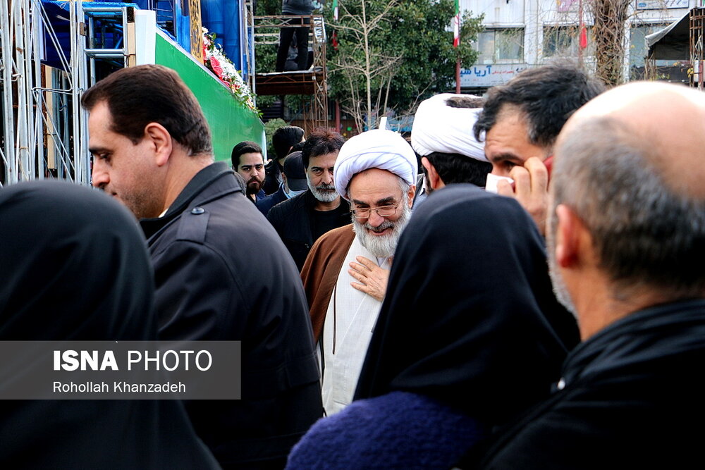 نماینده ولی فقیه در گیلان: مردم امروز مقتدرانه از آرمان‌های انقلاب حمایت کردند