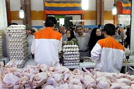 توزیع 400 تن گوشت قرمز منجمد در گیلان/ برپایی 30 مرکز توزیع میوه شب عید