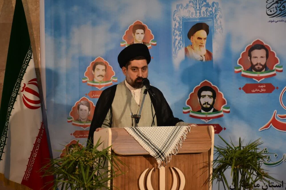 پاسداشت نام و یاد شهدا الگویی ماندگار برای نسل امروز است