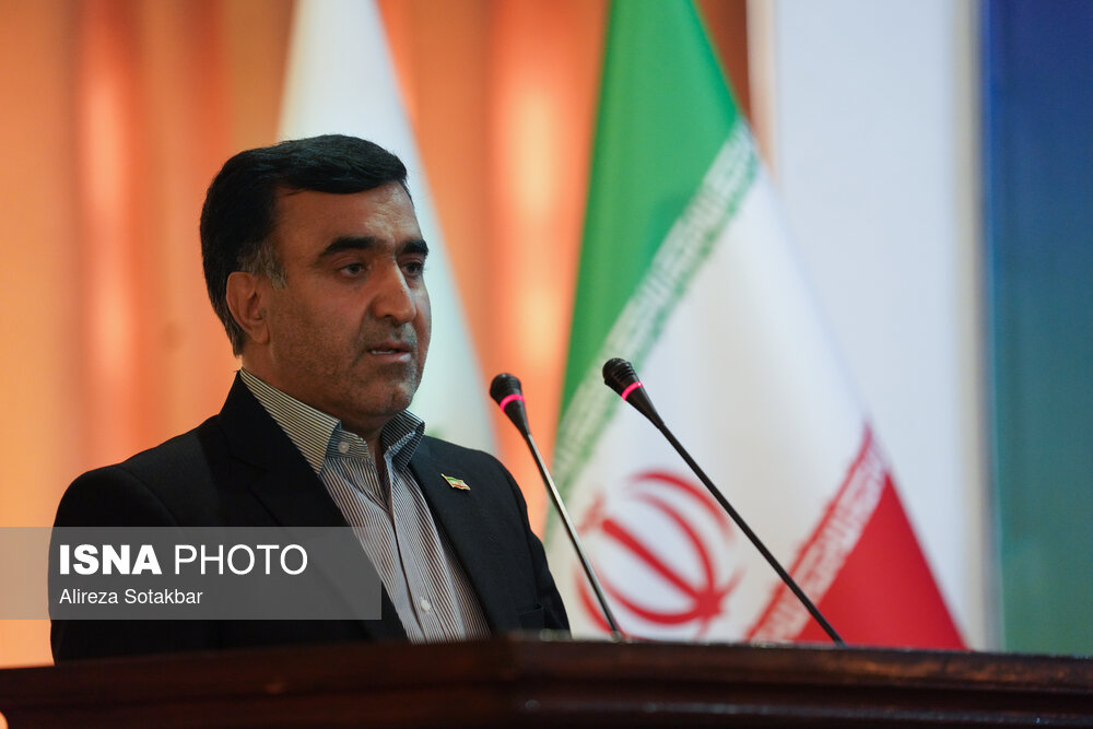 لزوم تمدید مجوز زیست‌محیطی طرح طبیعت‌گردی آشوراده