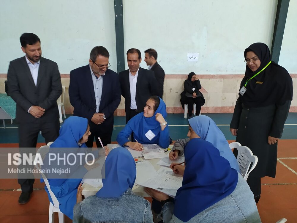 رقابت 475 دانش‌آموز آستارایی در مسابقات لیگ علمی مدارس