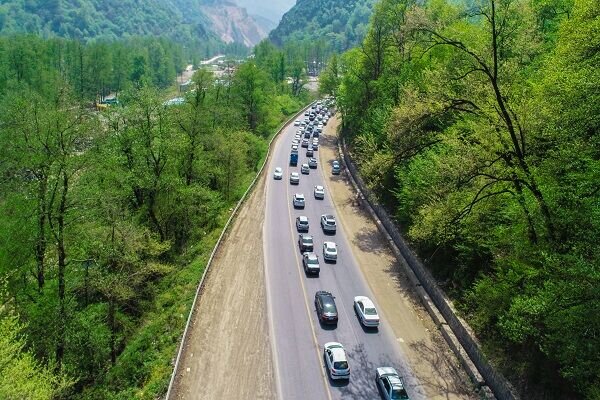 افزایش 126 درصدی ورود خودرو به گیلان در تعطیلات عید فطر