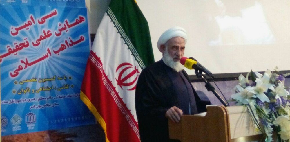 آیت الله سلیمانی نماینده ولی فقیه در سیستان و بلوچستان ترور شد