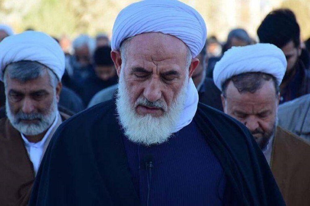 خدمات شهید آیت الله سلیمانی از حافظه ملت پاک نمی‌شود