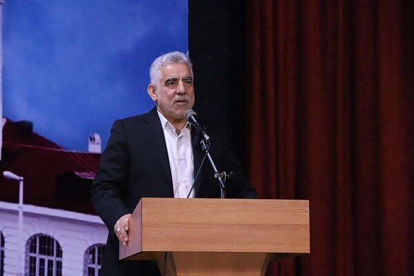 بانک‌های گیلان منابع مالی خود را در اختیار تولید قرار دهند