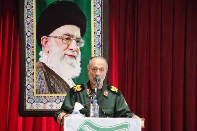 اتحاد بین نیروهای مسلح و مردم عامل پیروزی خرمشهر بود