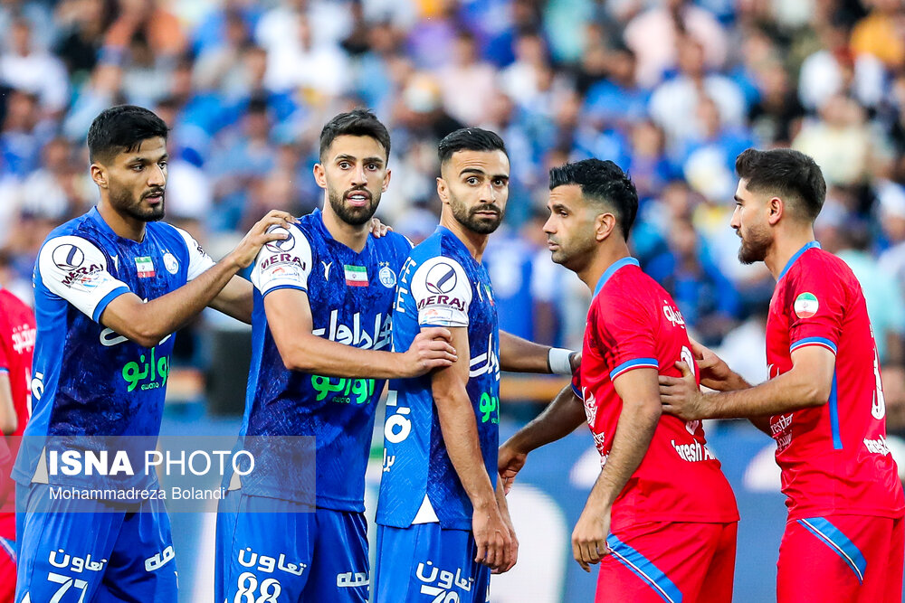 حق باشگاه نساجی در بازی با استقلال خورده شد