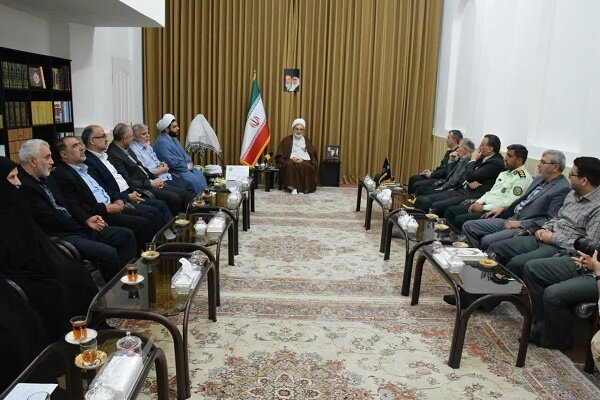 انتقال فرهنگ ایثار و شهادت به نسل جدید با مطالب نوشتاری و تصویری