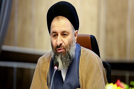 انقلاب اسلامی همه موجودیت غرب و تمدن غربی را تهدید کرد
