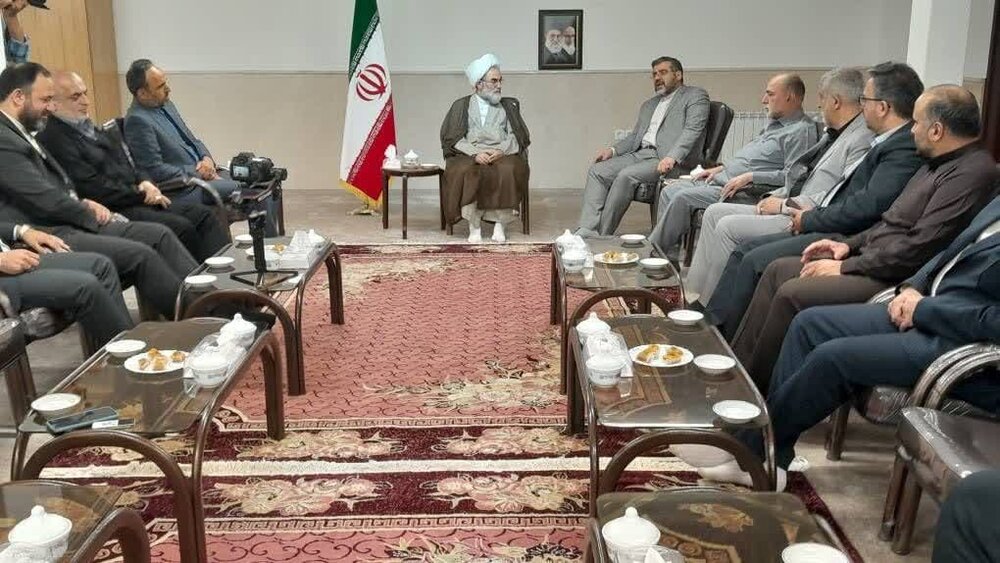 جوانان خوش‌فکر برای احیای فرهنگ و هنر به کار گرفته شوند
