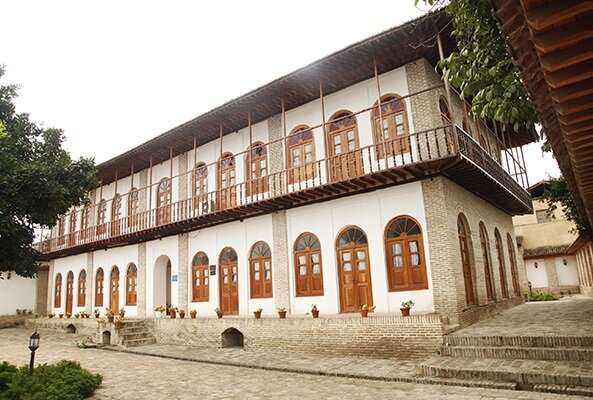مدرسه تاریخی تقوی‌های گرگان تکیه می‌شود