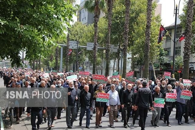 راهپیمایی مردم رشت در محکومیت هتک حرمت قرآن