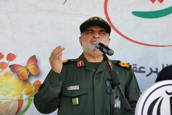 جهاد تبیین راه برون رفت از محاصره تبلیغاتی دشمن است
