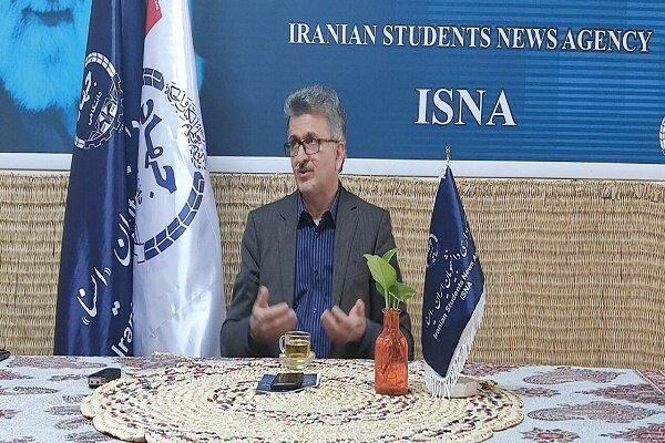 جهاد دانشگاهی با ظرفیت علمی و رسانه ای، کمک کار در طرح جوانی جمعیت باشد