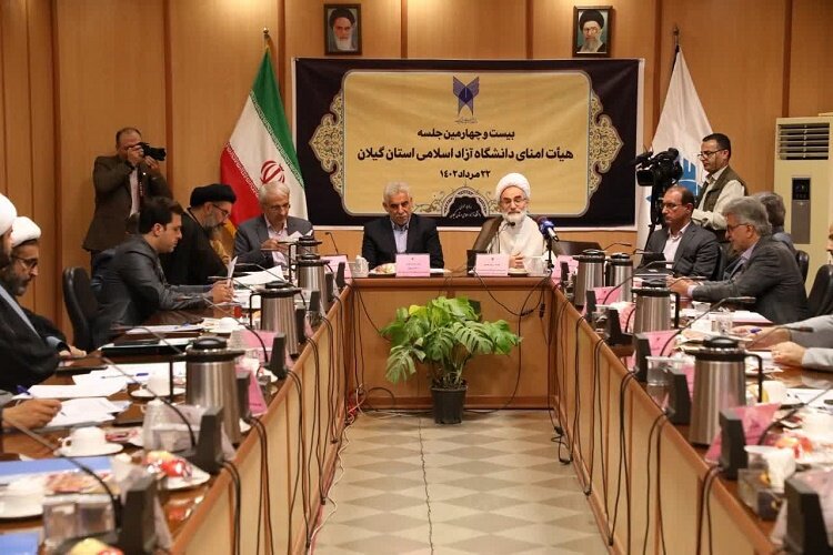 دین داری اساتید دانشگاه‌ها باید محرز شود