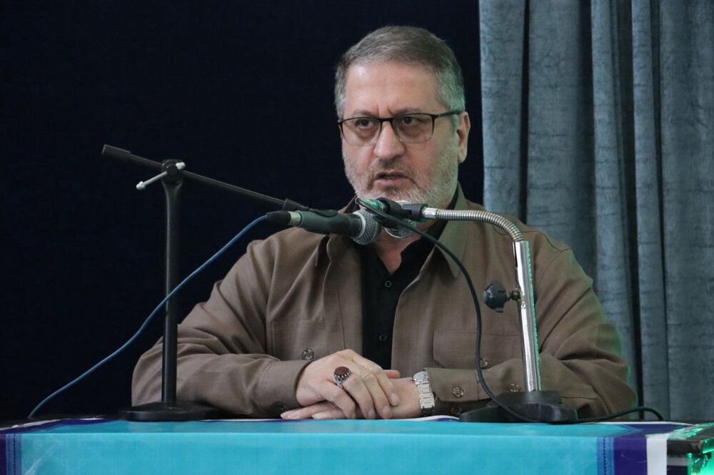 مسجد محدود به برگزاری نماز جماعت نباشد