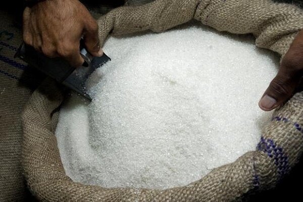 ذخیره 800 تنی شکر در گیلان/ شایعه سهمیه بندی شکر، صحت ندارد
