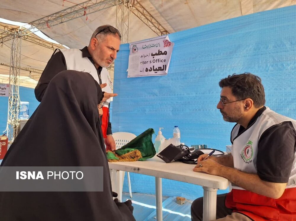 مراجعه 12 هزار زائر به هلال احمر گلستان در مسیر نجف به کربلا