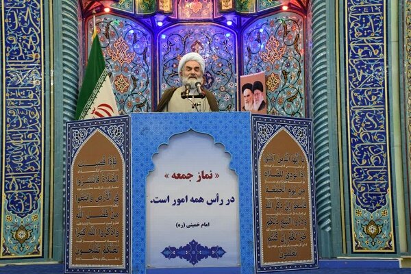 دستاوردهای جمهوری اسلامی مانع از انزوای ما در دنیاست