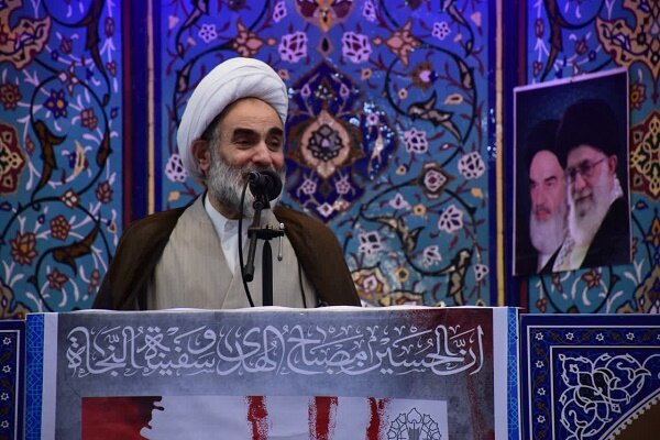 مسئولان بدانند که توسط مردم رصد می شوند
